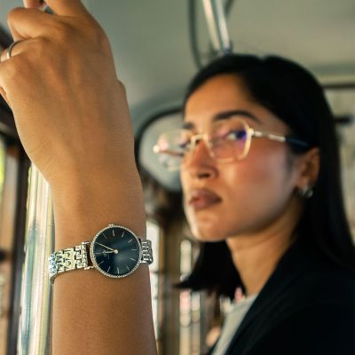 Daniel Wellington DW Watch Petite Lumine Bezel 5-Link Arctic S 28mm Silver