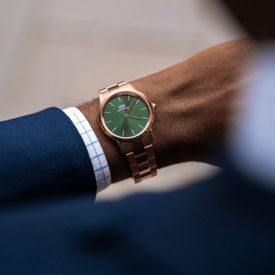Daniel Wellington DW Watch Iconic Link Emerald 32mm Rose Gold